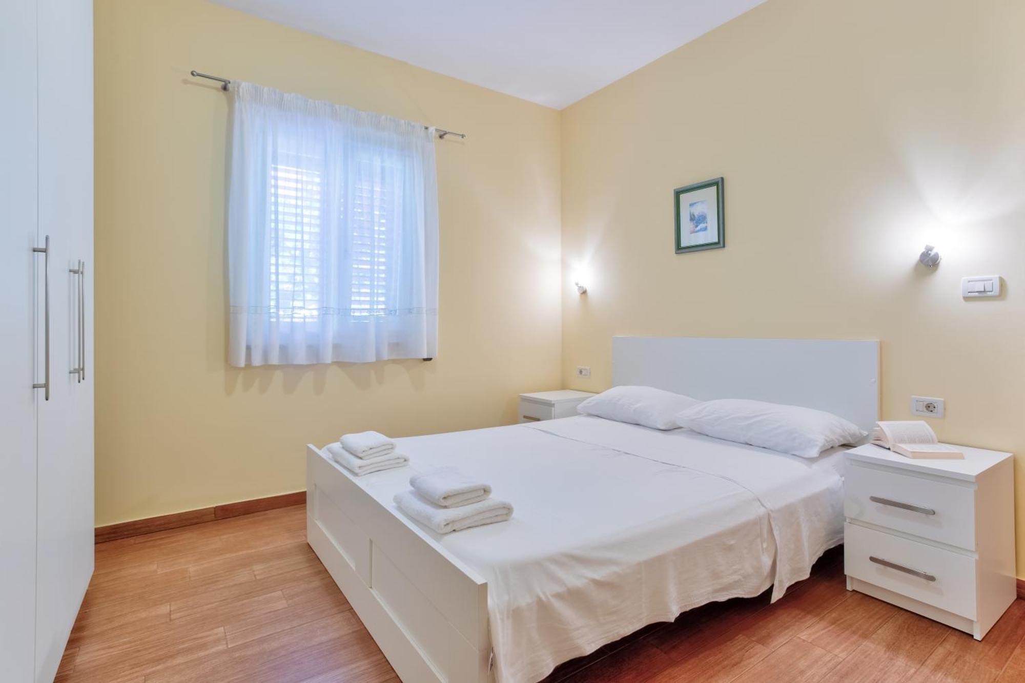 Apartment In Villa Moletto Seaside & Relax - 4 Guests Ловречица Экстерьер фото